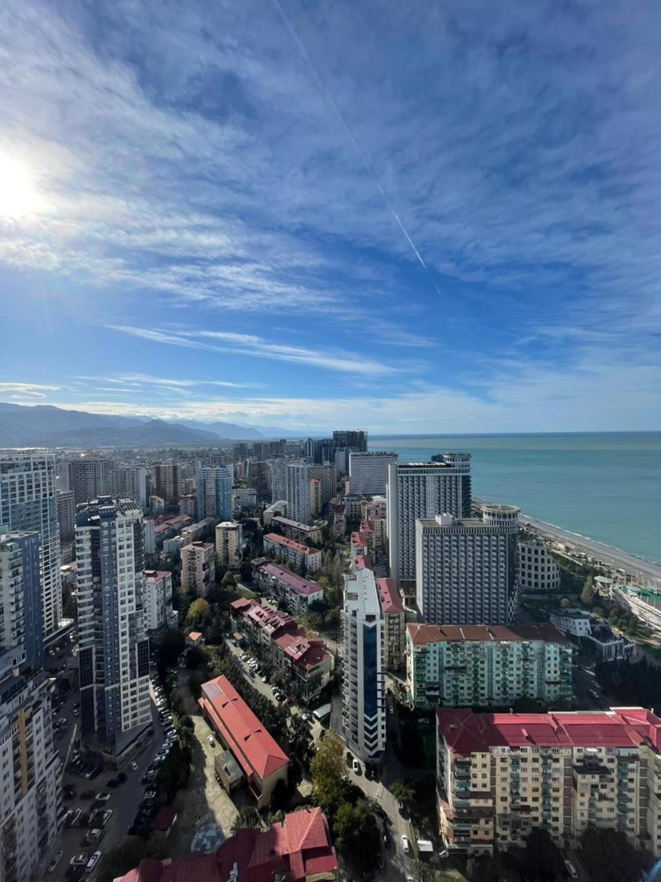 Orbi Сity Sunny Apartments High Floor Batumi Exterior photo